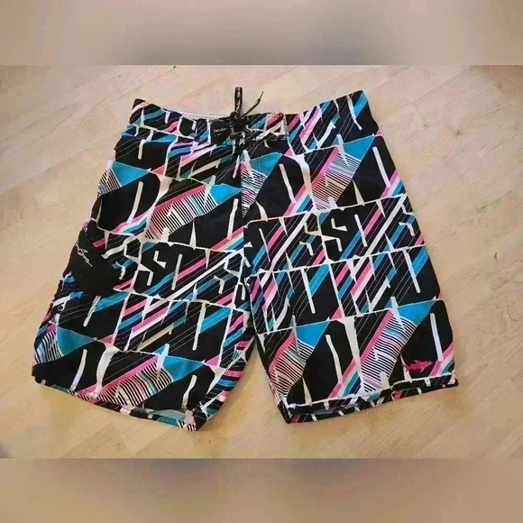 Maui and sons board shorts size 36 - Picture 2 of 8